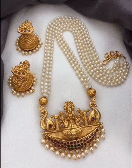 Long Lakshmi pearl set